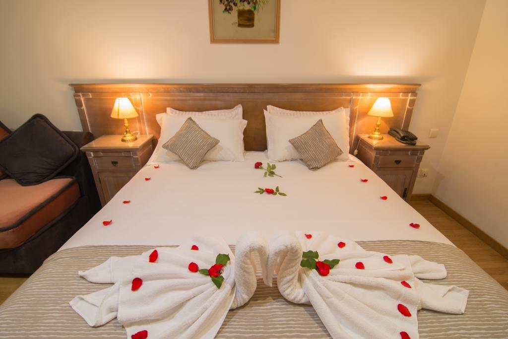 El Oumnia Puerto & Spa Tanger Eksteriør bilde