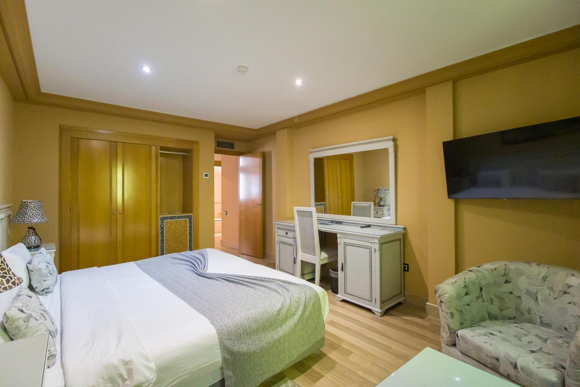 El Oumnia Puerto & Spa Tanger Eksteriør bilde