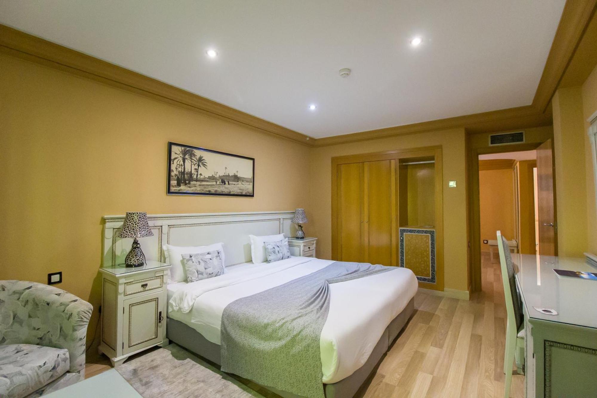 El Oumnia Puerto & Spa Tanger Eksteriør bilde