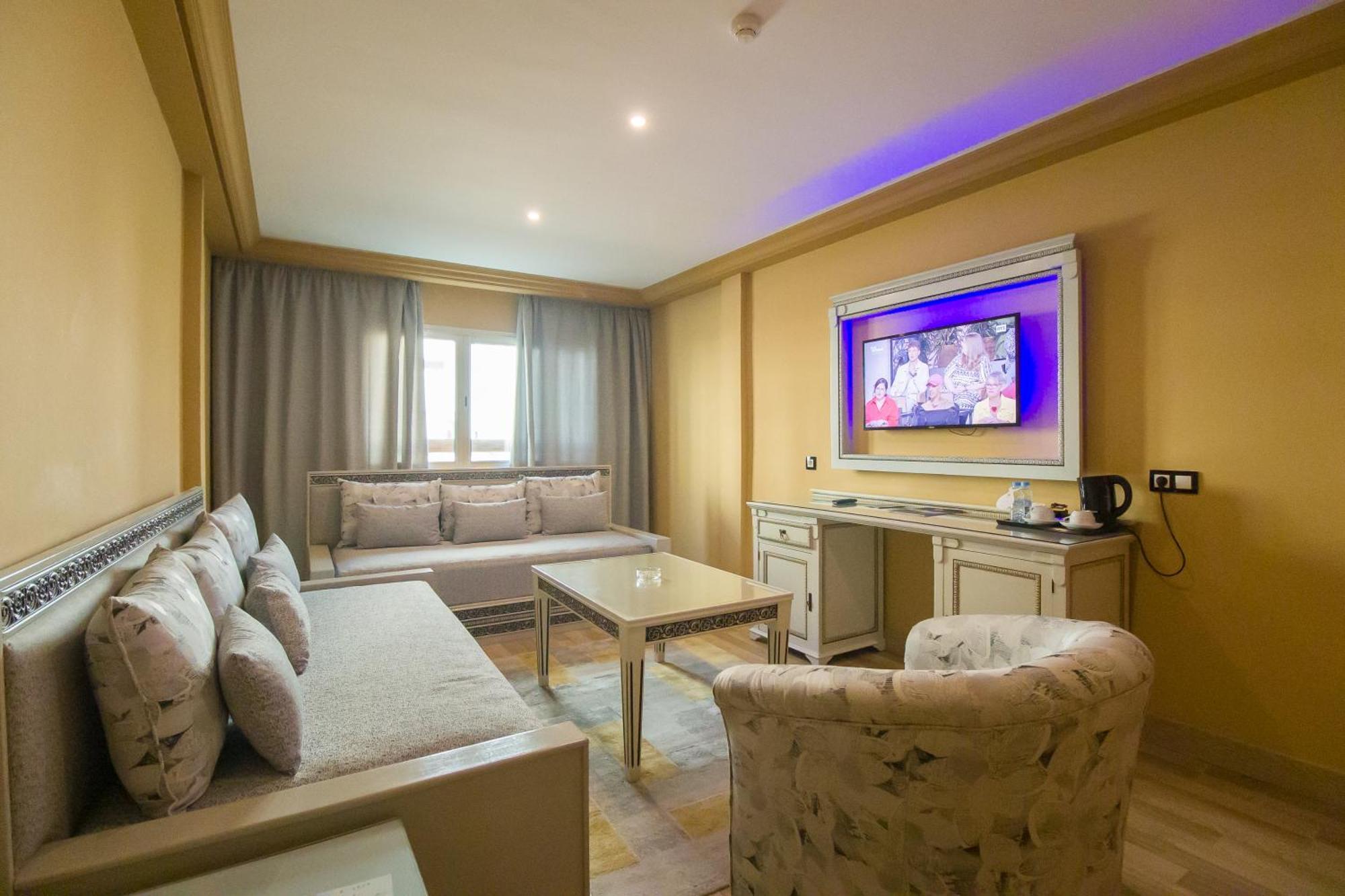 El Oumnia Puerto & Spa Tanger Eksteriør bilde