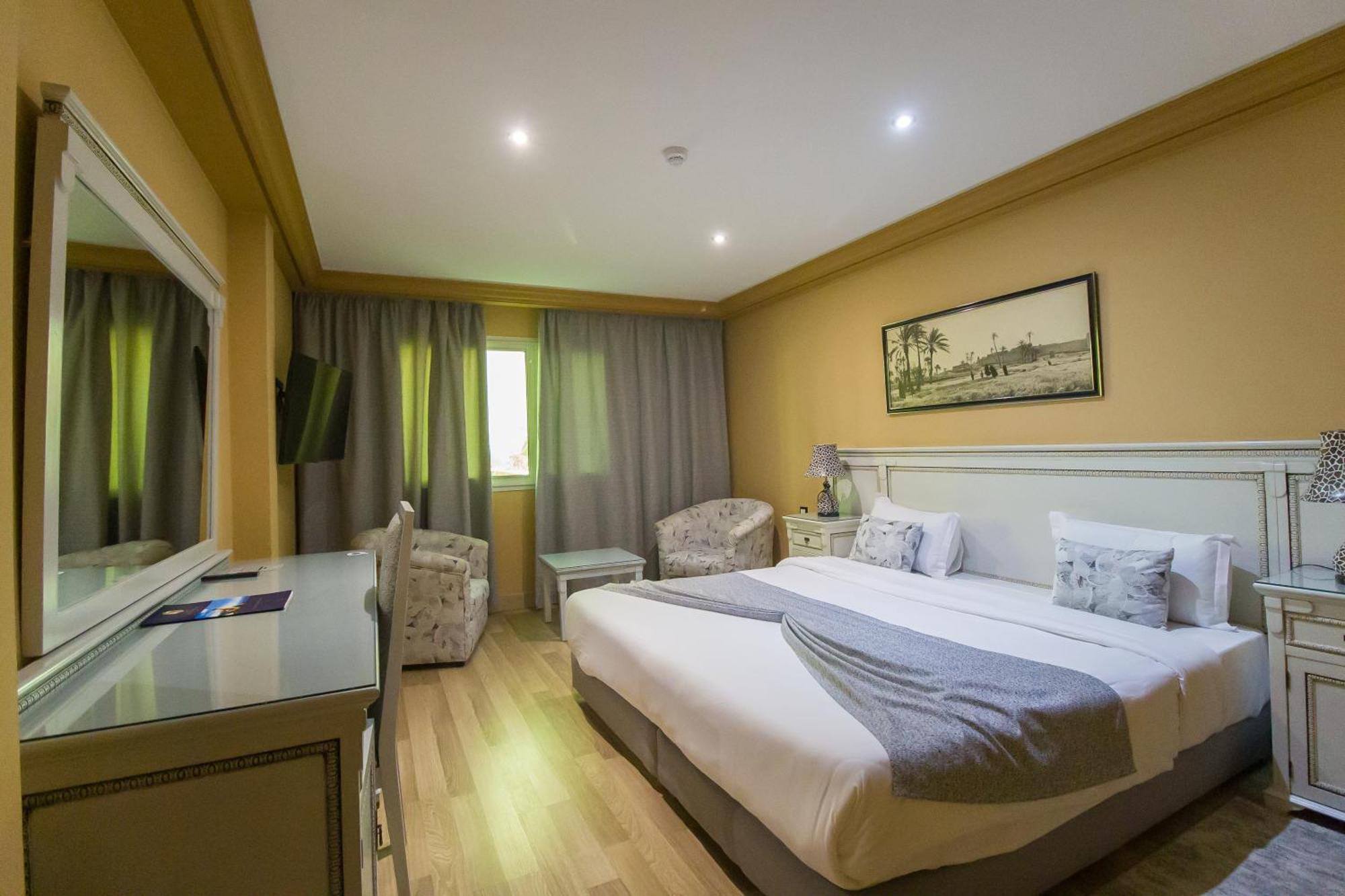 El Oumnia Puerto & Spa Tanger Eksteriør bilde